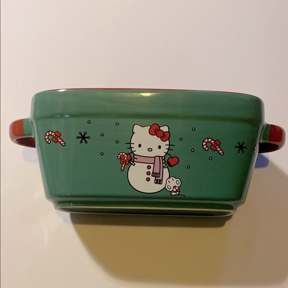 Hello Kitty Green Ceramic Baking Dish - Features design for the holiday season.